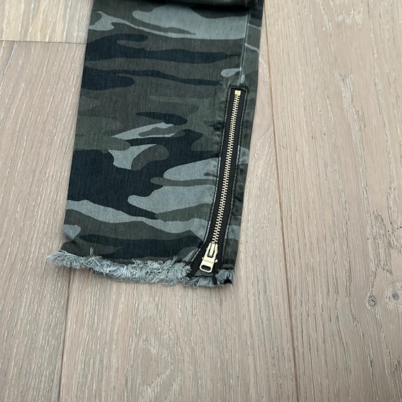 Express camouflage mid rise ankle legging - Picture 5 of 6